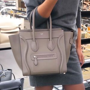 Meet your Posher, Carolina